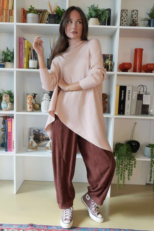 Bowie Asymmetric Turtle Neck Ribby Knit Shrimp /26 =